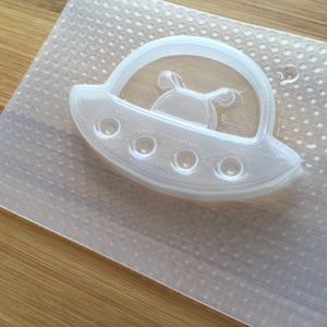Alien UFO Shaker Plastic Mold