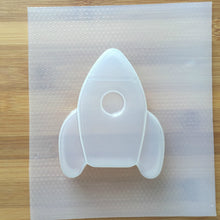 Load image into Gallery viewer, 3.7 oz Rocket ship Plastic Mold