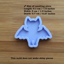 Load image into Gallery viewer, 2&quot; Cute Bat Silicone Mold