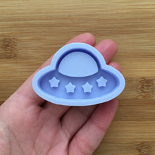 Load image into Gallery viewer, 2&quot; Kawaii Spaceship Silicone Mold