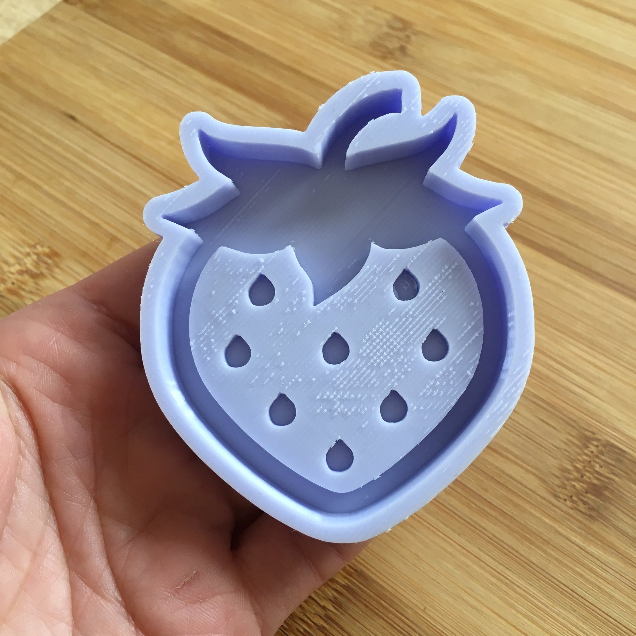 Strawberry Shaker Silicone Mold – The Crafts and Glitter Shop