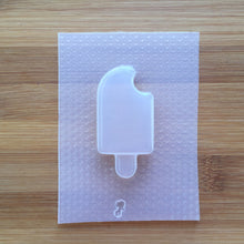 Load image into Gallery viewer, Bitten Ice Lolly Plastic Mold