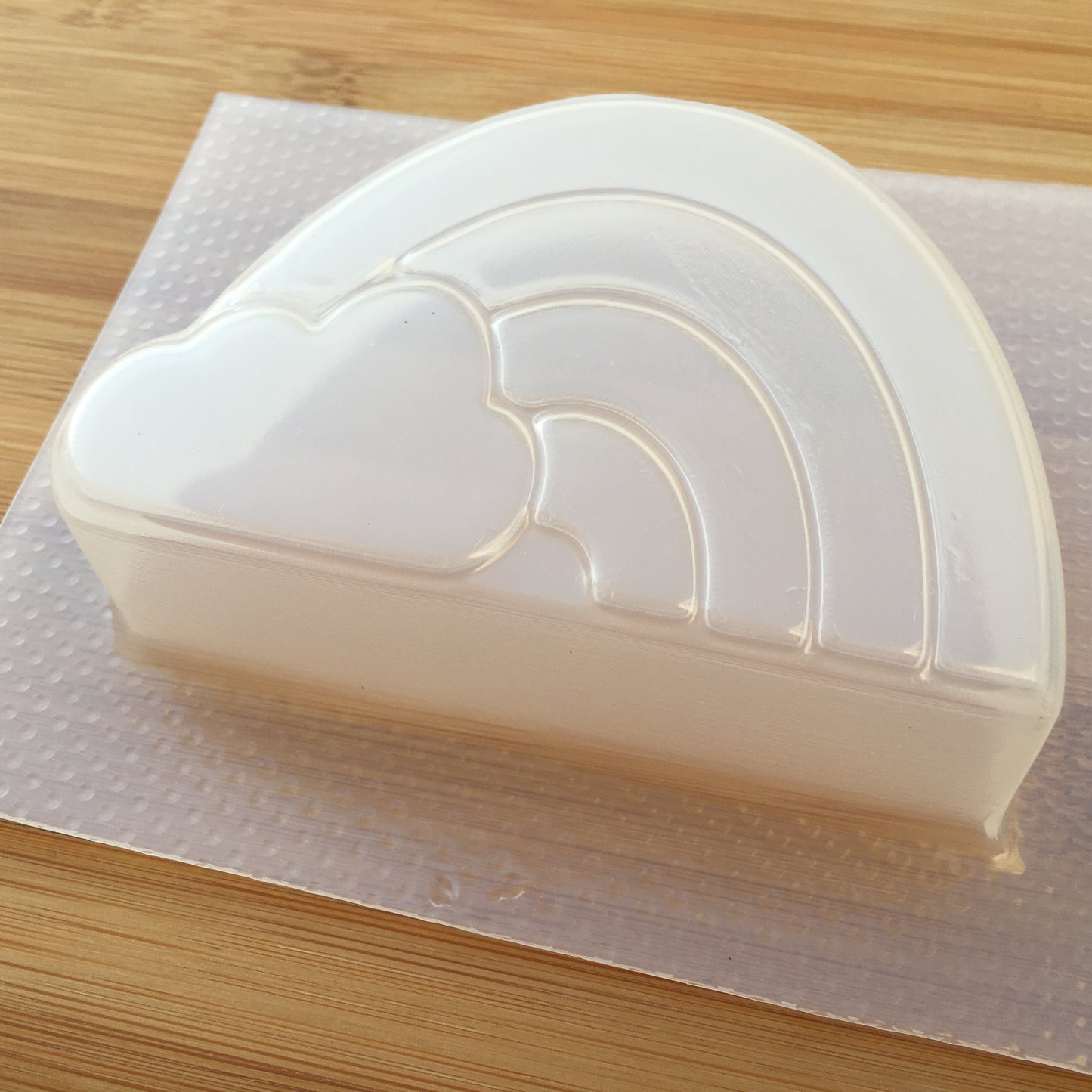 5.2 oz Rainbow Plastic Mold - The Crafts and Glitter Shop