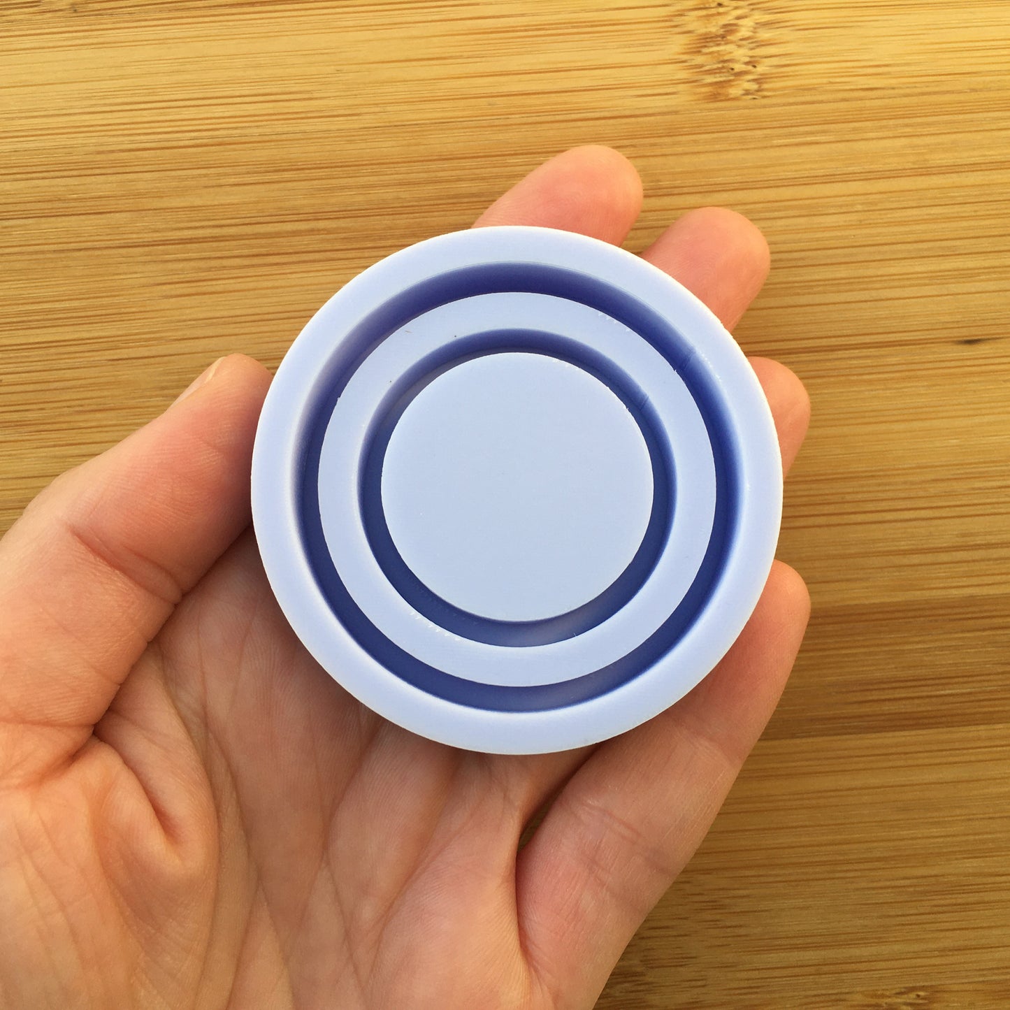 Circle Shaker Silicone Mold - The Crafts and Glitter Shop