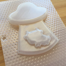 Load image into Gallery viewer, 2.6&quot; Cow UFO Plastic Mold