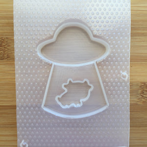 2.6" Cow UFO Plastic Mold