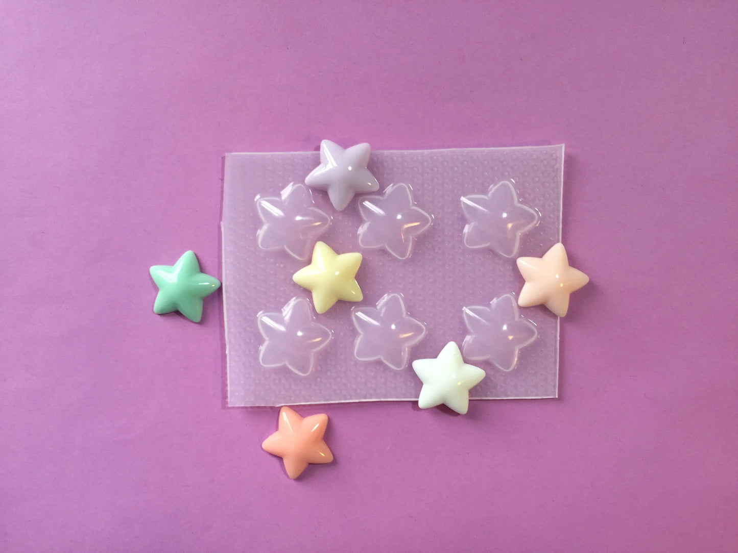 Small Puffy Stars Plastic Mold