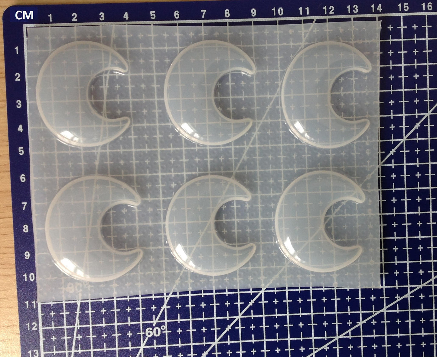 1.5" Bubble Crescent Moon Plastic Mold