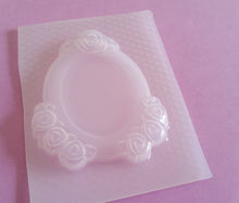 Load image into Gallery viewer, Roses Cameo Frame Setting Mold