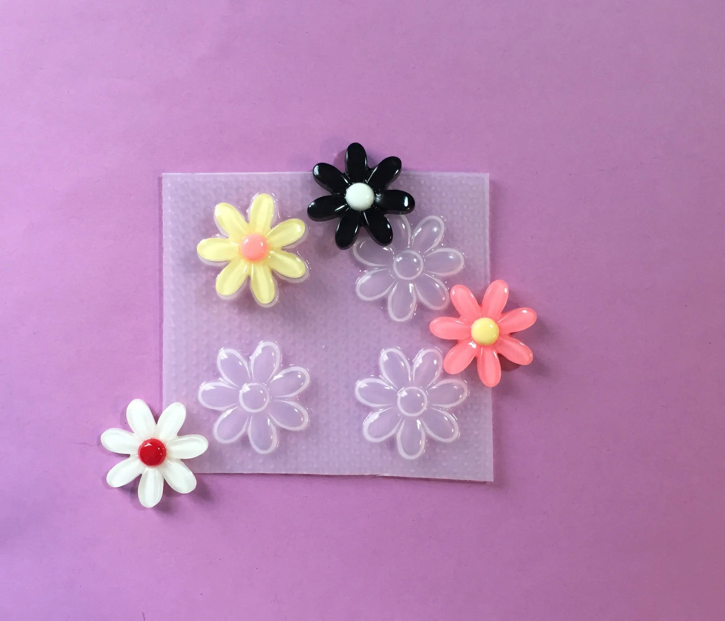 30mm Flower Plastic Mold The Crafts and Glitter Shop