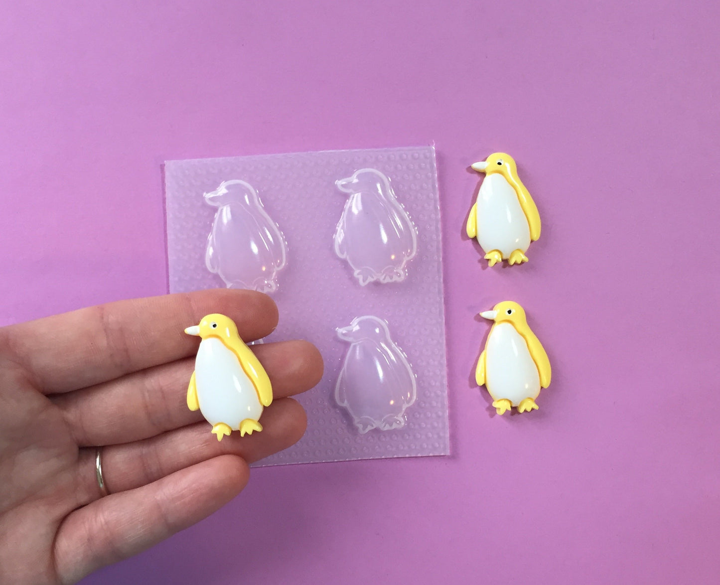 1.2" Penguin Plastic Mold