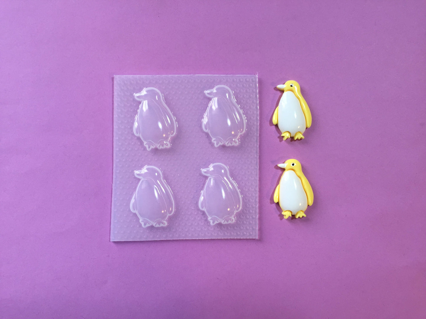 1.2" Penguin Plastic Mold